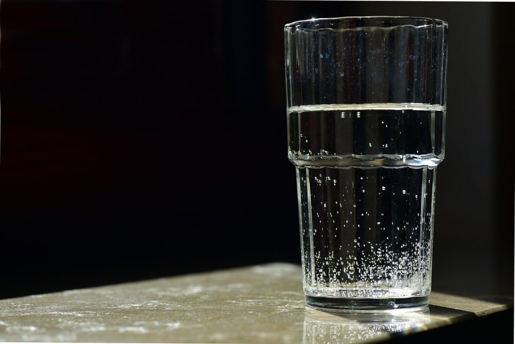 water purifier in glass