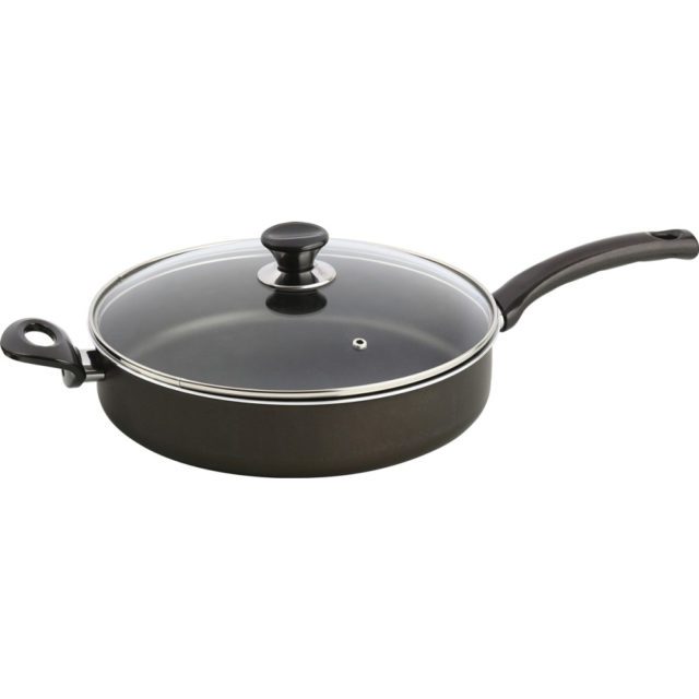 Skillet Buying Guide : Things To Know Before Buying a Skillet