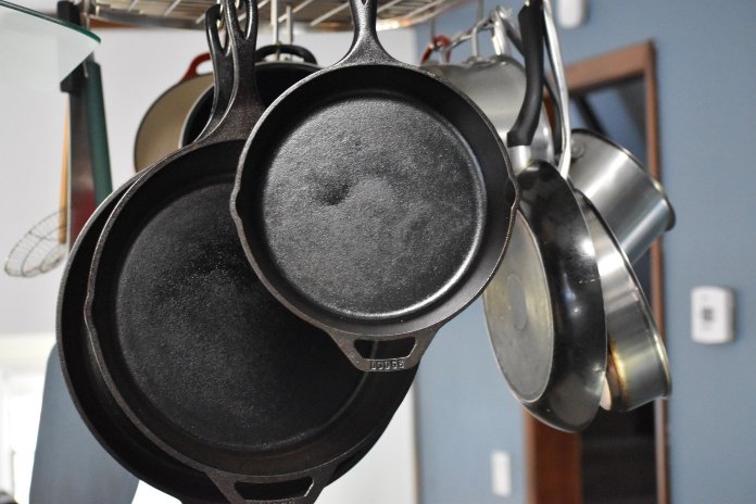 best cast iron cookware manufacturers in india