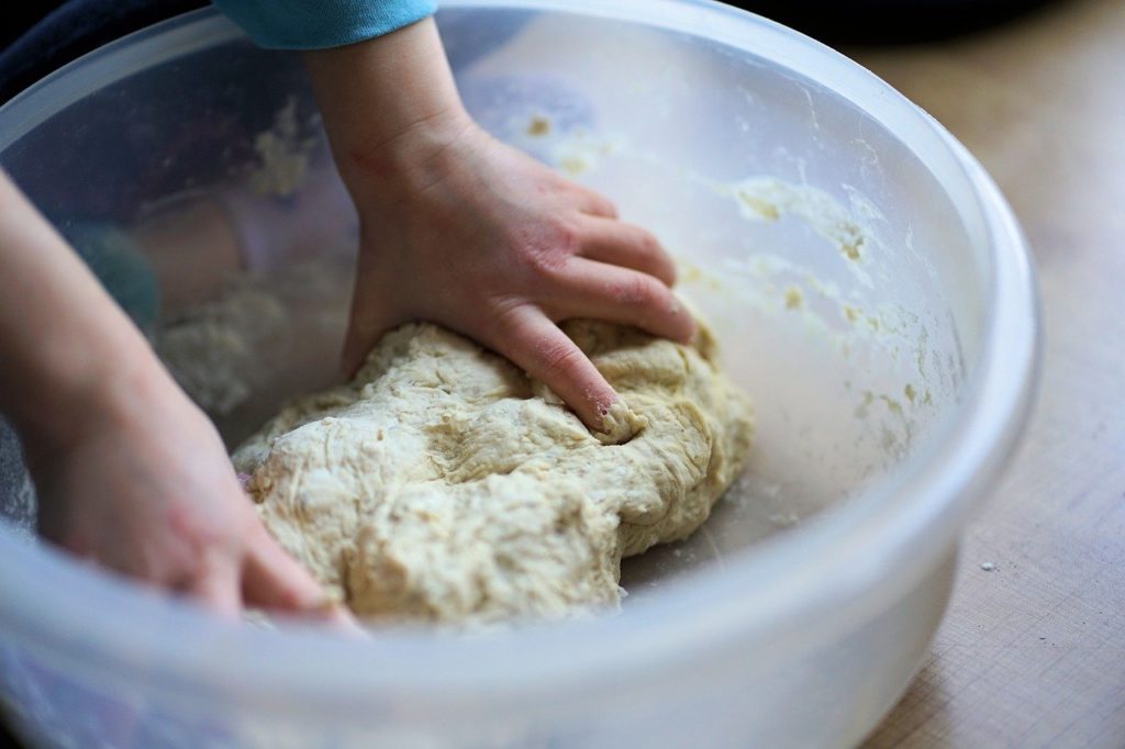 things to remember before buying dough maker