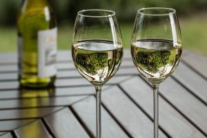 charosa sauvignon blanc (white wine)