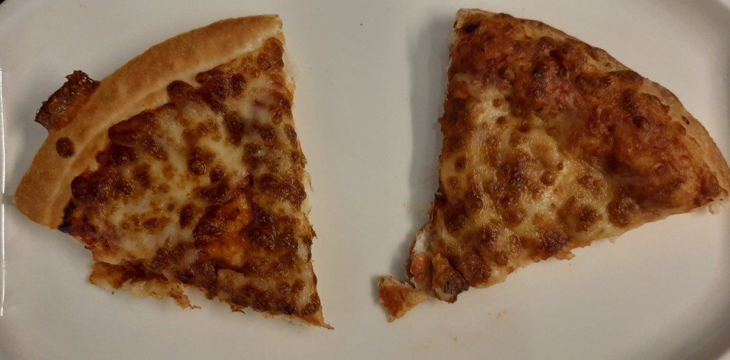pizza hut margherita (l) vs. domino’s pizza margherita (r)