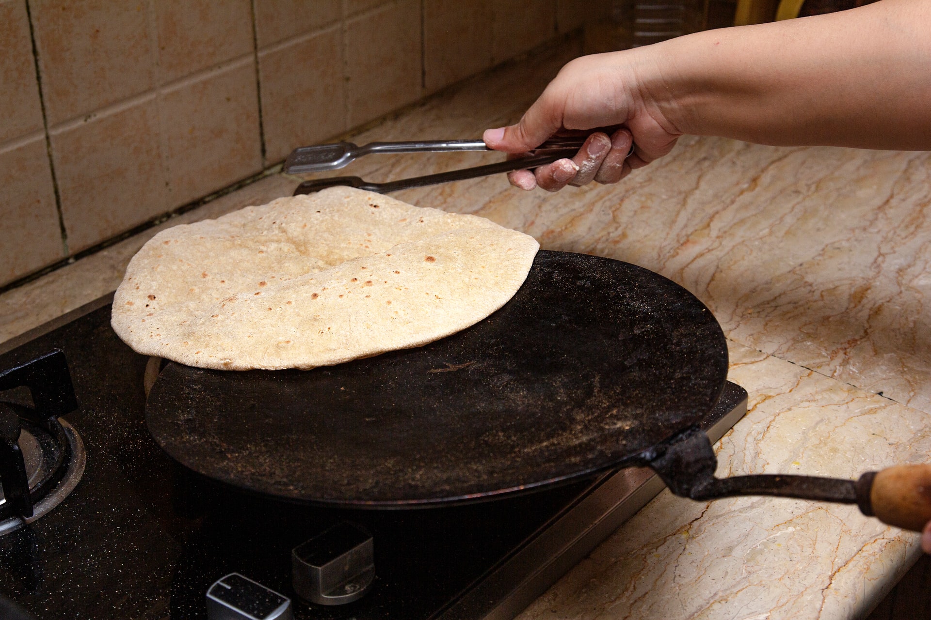 Poêle Tawa anti-adhésive 30 cm pour Roti Chappati Smooth Touch 
