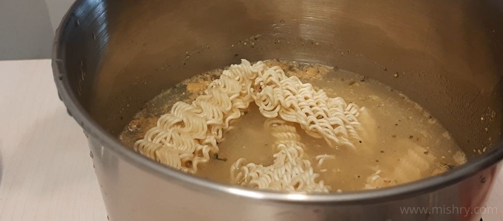 instant noodles electric kettle
