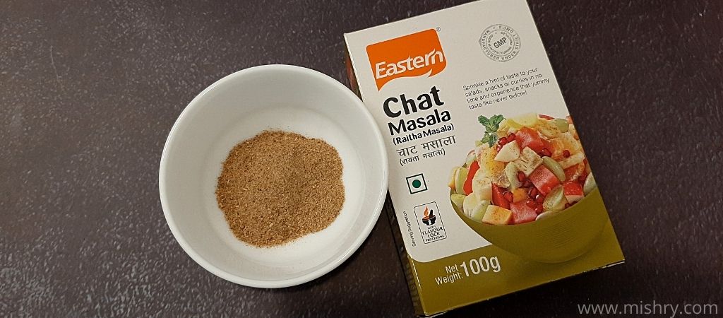 eastern chaat masala powder in bowl