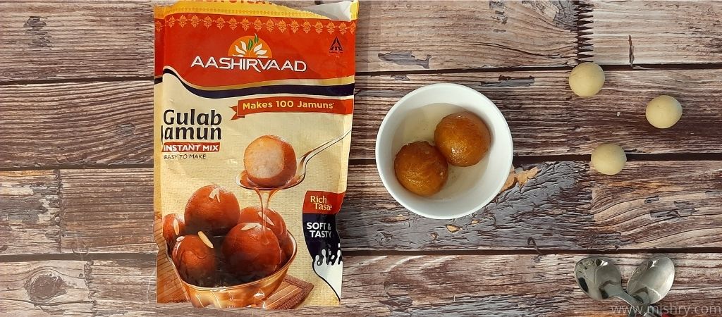 aashirvaad gulab jamun in a bowl ready to eat