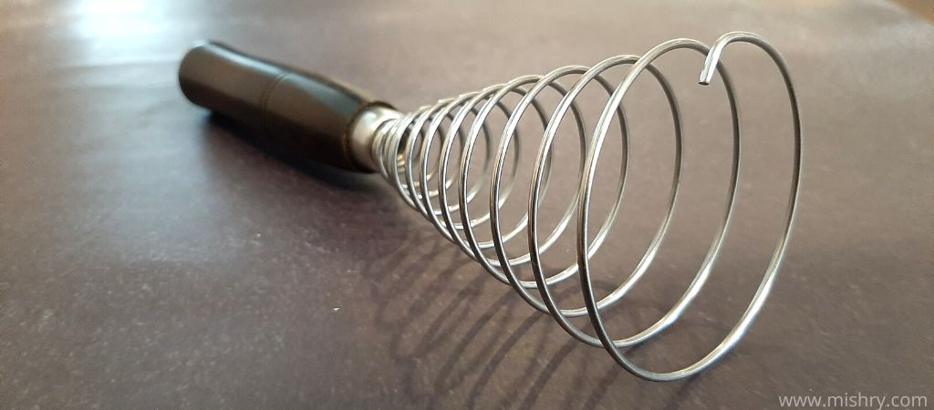 closer look at the wire spiral egg whisk