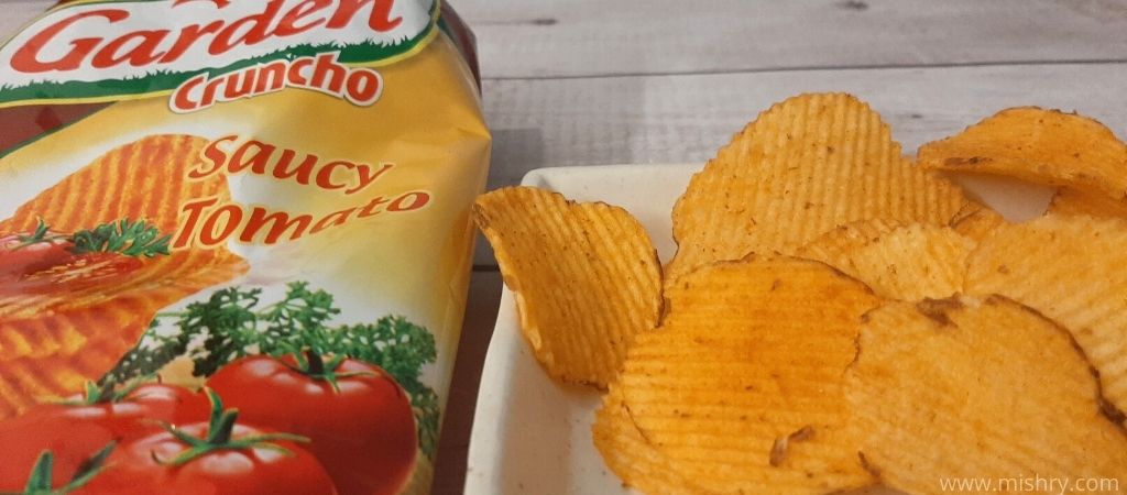 garden crunchy saucy tomato chips review
