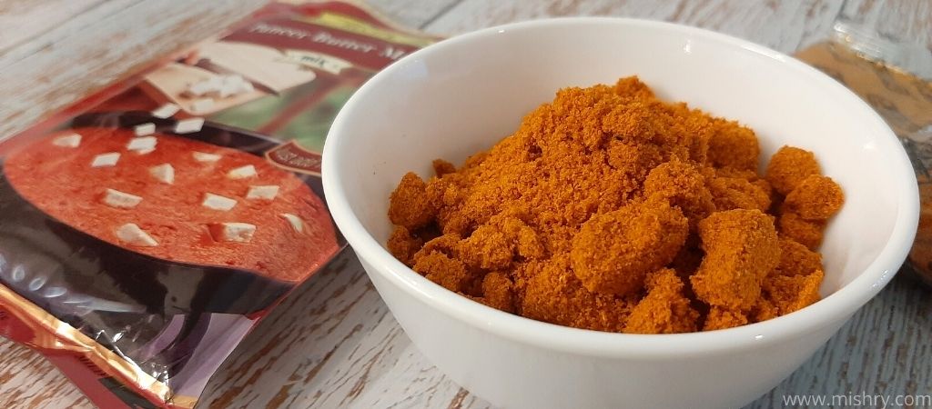 mothers recipe paneer butter masala mix in a bowl