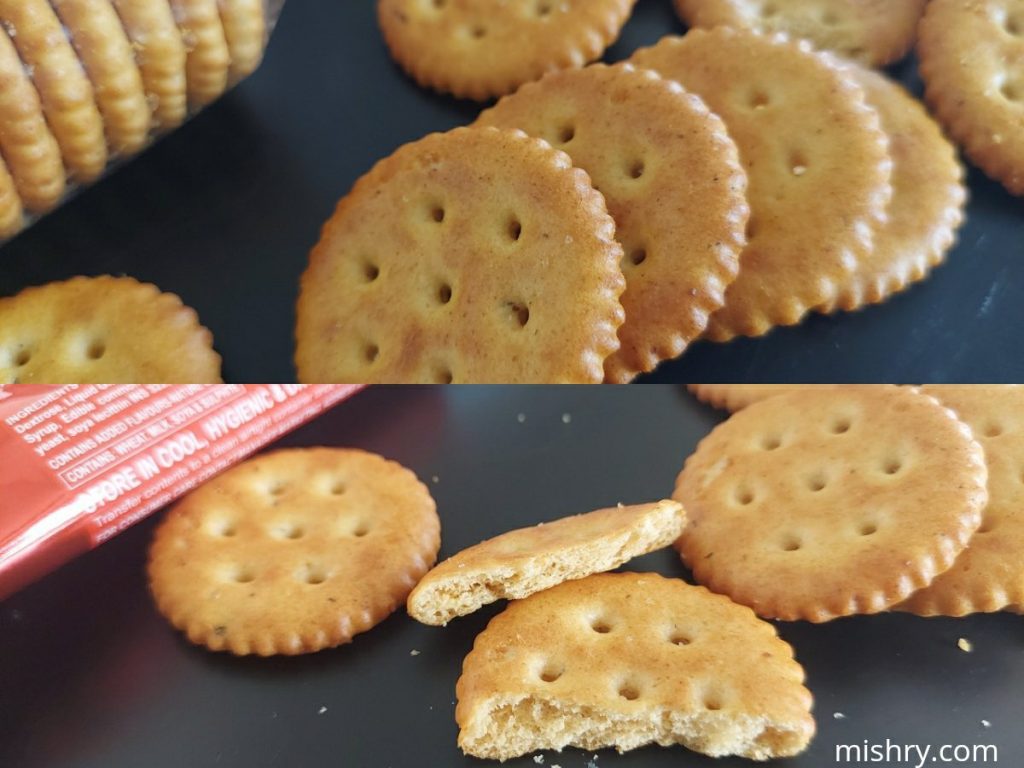 a closer look at the patanjali namkeen biscuits