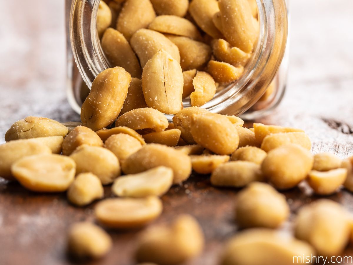 are salty peanuts healthy