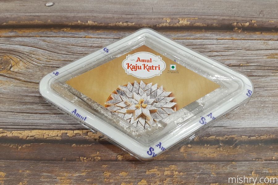 packaging of amul kaju katli